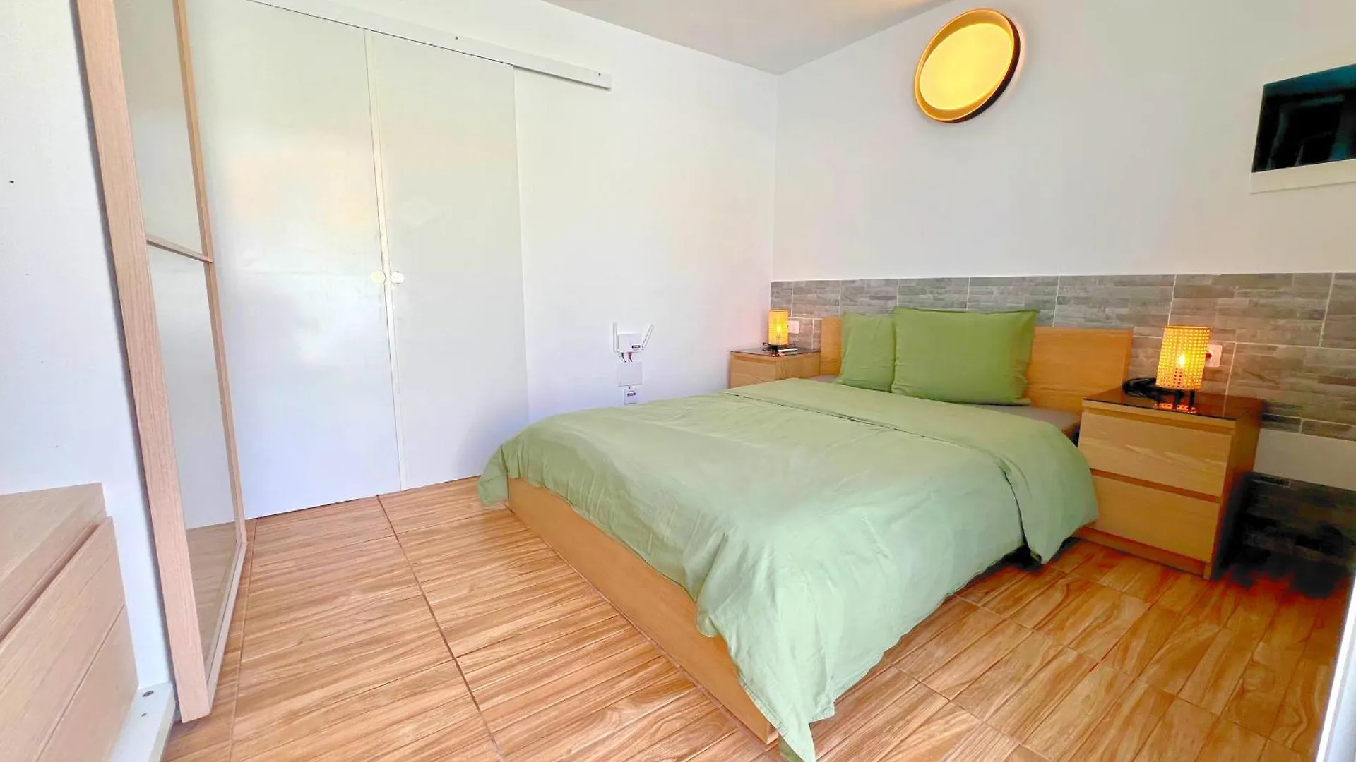 Bungalow Mit Meerblick Und Gemeinschaftspool Калета-де-Фусте Апартаменты